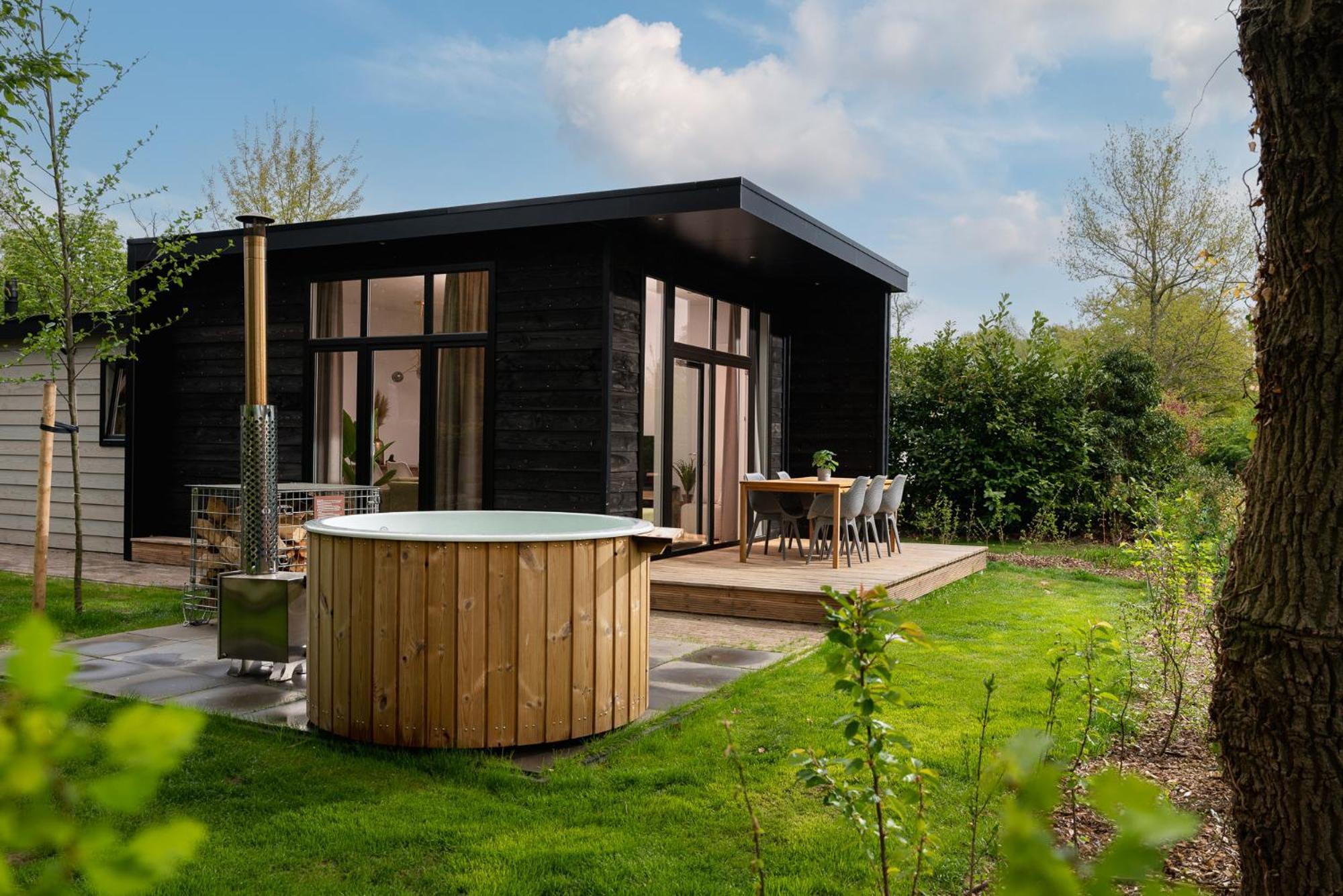 Ferienpark Buitenplaats Holten 3*